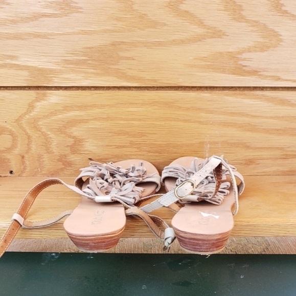 KLUB NICO‎ Fringe Sandal - Picture 2 of 7